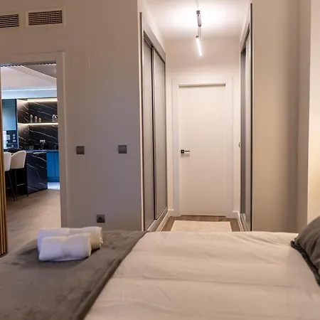 Impresionante De Lujo Con Jardin