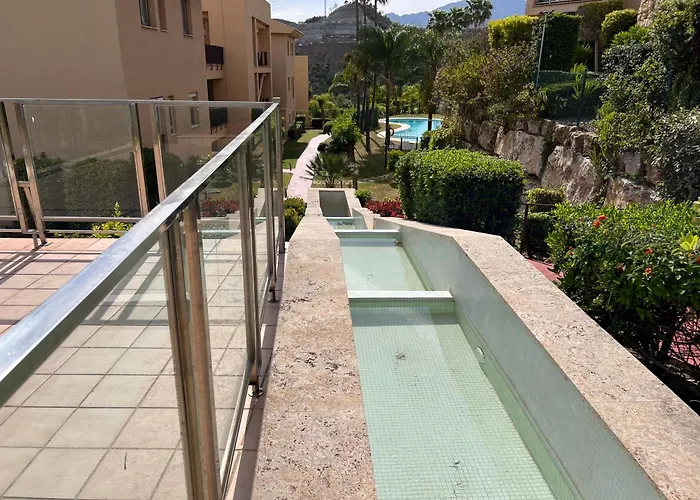 Impresionante De Lujo Con Jardin Appartement Estepona