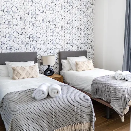 Impresionante De Lujo Con Jardin Apartman Estepona