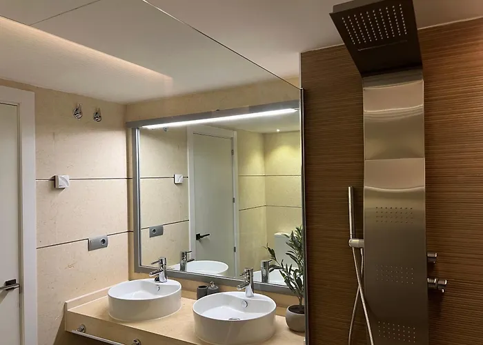 Impresionante De Lujo Con Jardin