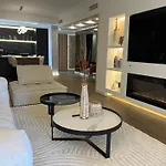 Impresionante De Lujo Con Jardin Διαμέρισμα *