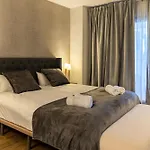 Διαμέρισμα Impresionante De Lujo Con Jardin Εστεπόνα
