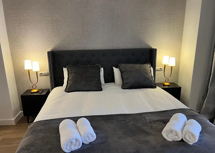 Impresionante De Lujo Con Jardin *